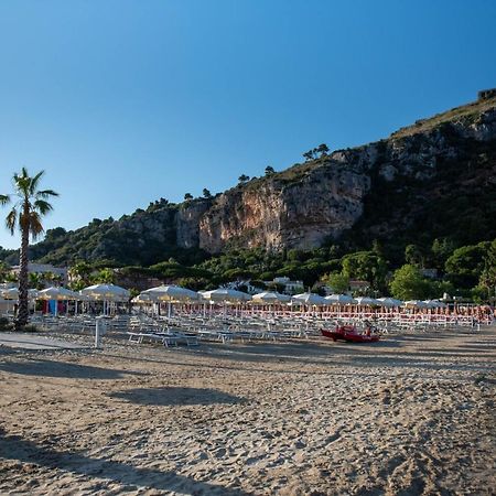 تيراتشينا La Librata Boutique Hotel المظهر الخارجي الصورة