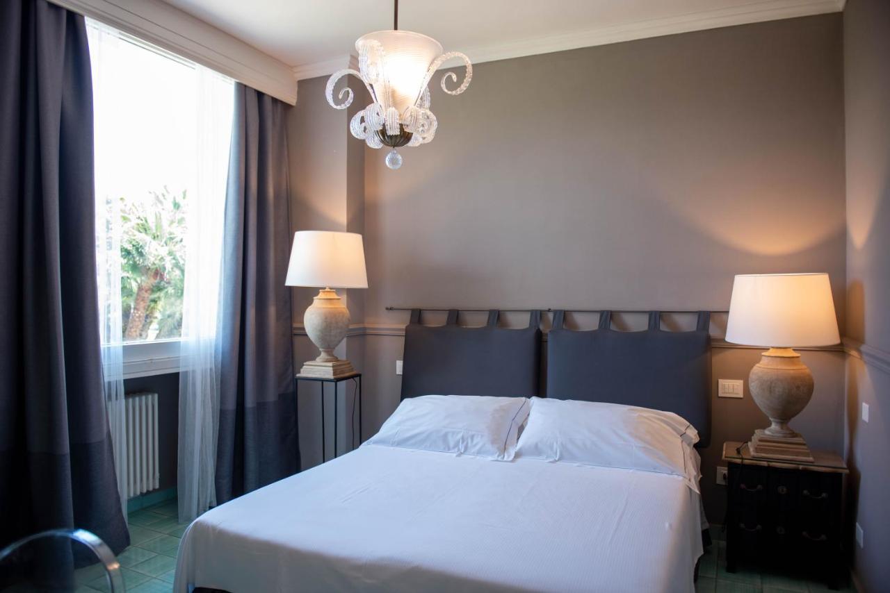 تيراتشينا La Librata Boutique Hotel المظهر الخارجي الصورة
